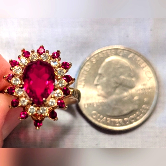 Gold Red Heart Shaped Teardrop Ring Simulated Rubies Diamonds Cocktail Size 9 - Picture 7 of 8